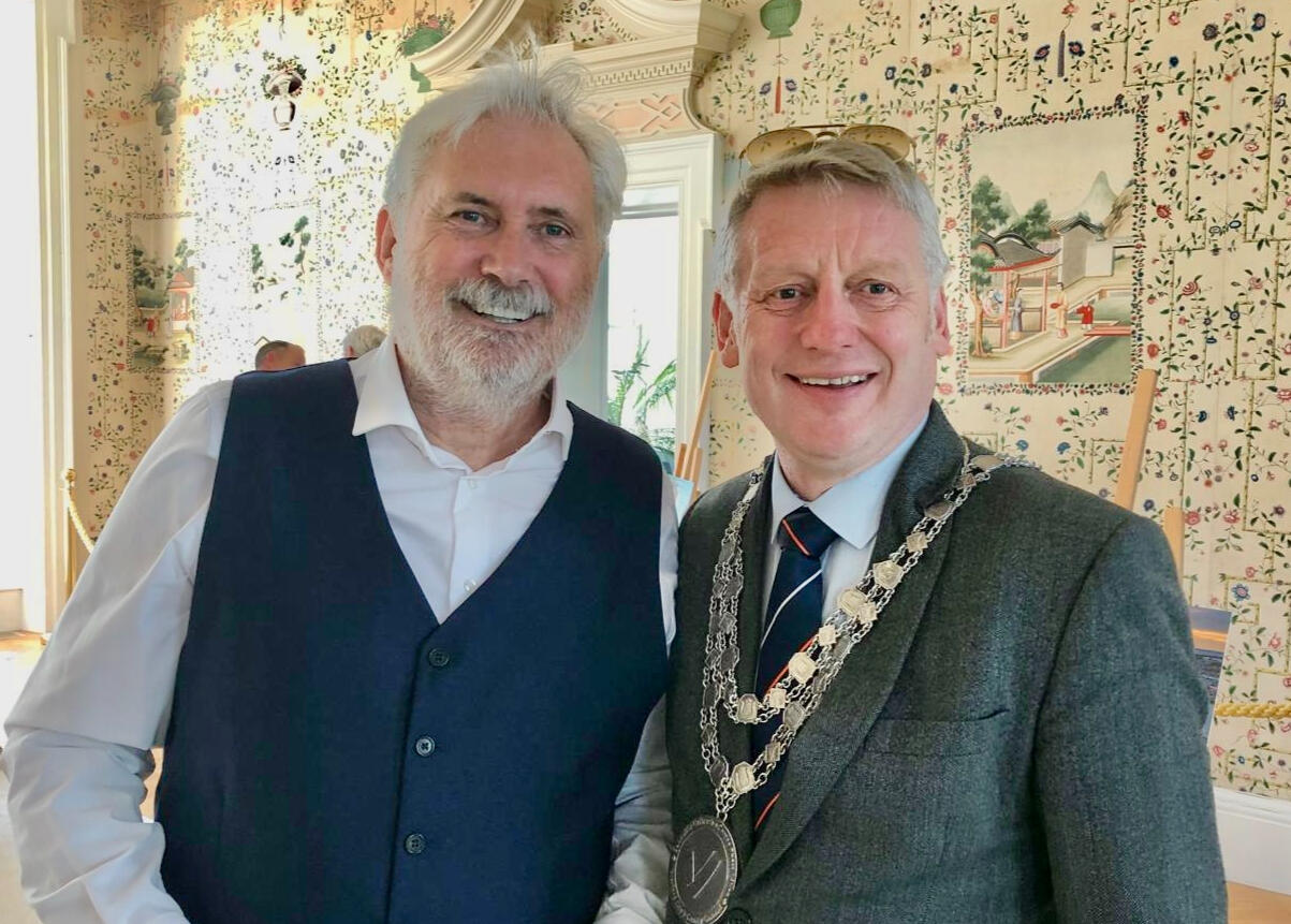 Artist Kevin MacAlan photographed beside Waterford Mayor - Cllr Jason Murphy. Artist Kevin MacAlan photographed beside Waterford Mayor - Cllr Jason Murphy.
